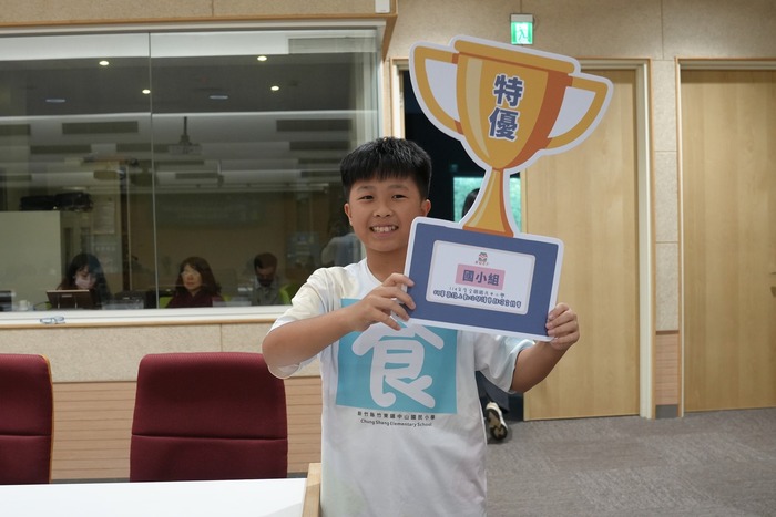 【全國數位~專題探究競賽 🏆勇奪五獎座】圖片